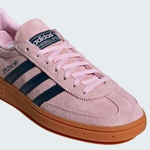 Women's Adidas Handball Spezial Sneaker Size 7.5 in Clear Arctic Pink